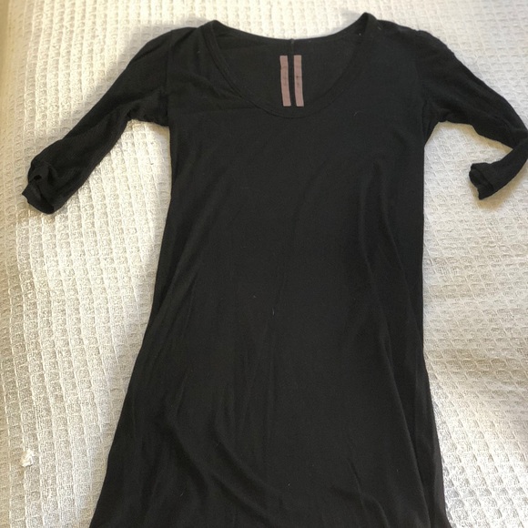 Rick Owens Tops - Rick Owens -3/4 sleeve top- super cute & versatile